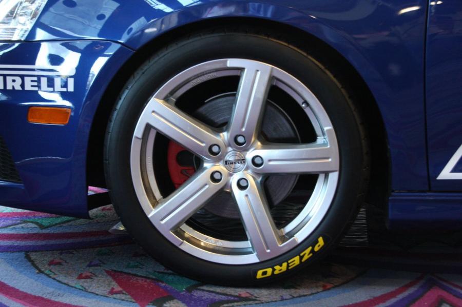  Volkswagen Jetta TDi Cup Street Edition 2009 года  (фото 12 из 13)
